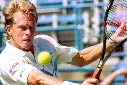 Edberg,llegó a ser el número uno del mundo y se retiró con 41 títulos, incluyendo seis Grand Slam