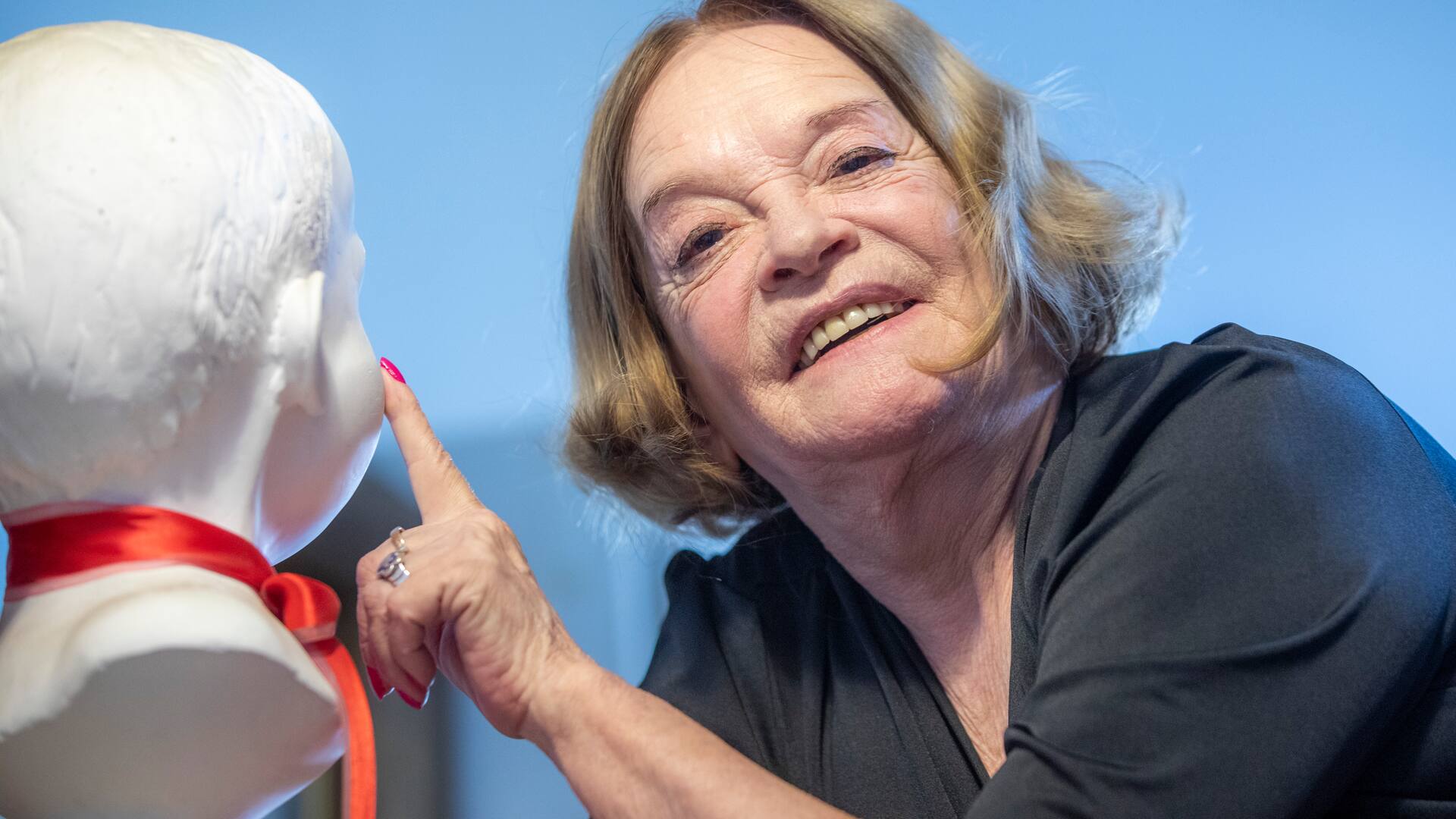 Edda Díaz confiesa haberse retirado de su profesión, pero no es muy enfática al afirmar tal cosa