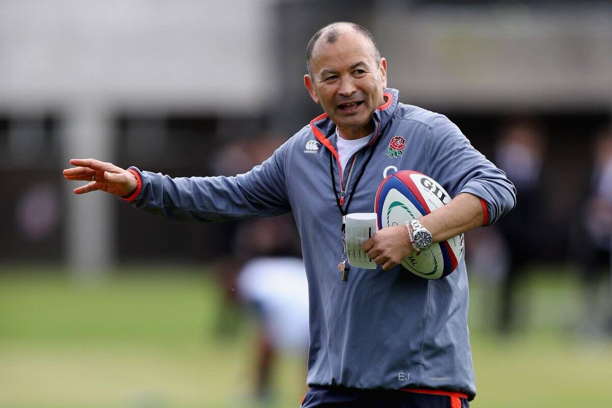 Eddie Jones lidera a la Rosa