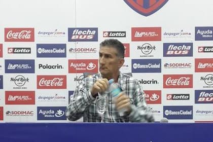 Edgardo Bauza cree en la necesidad de un triunfo ante Boca