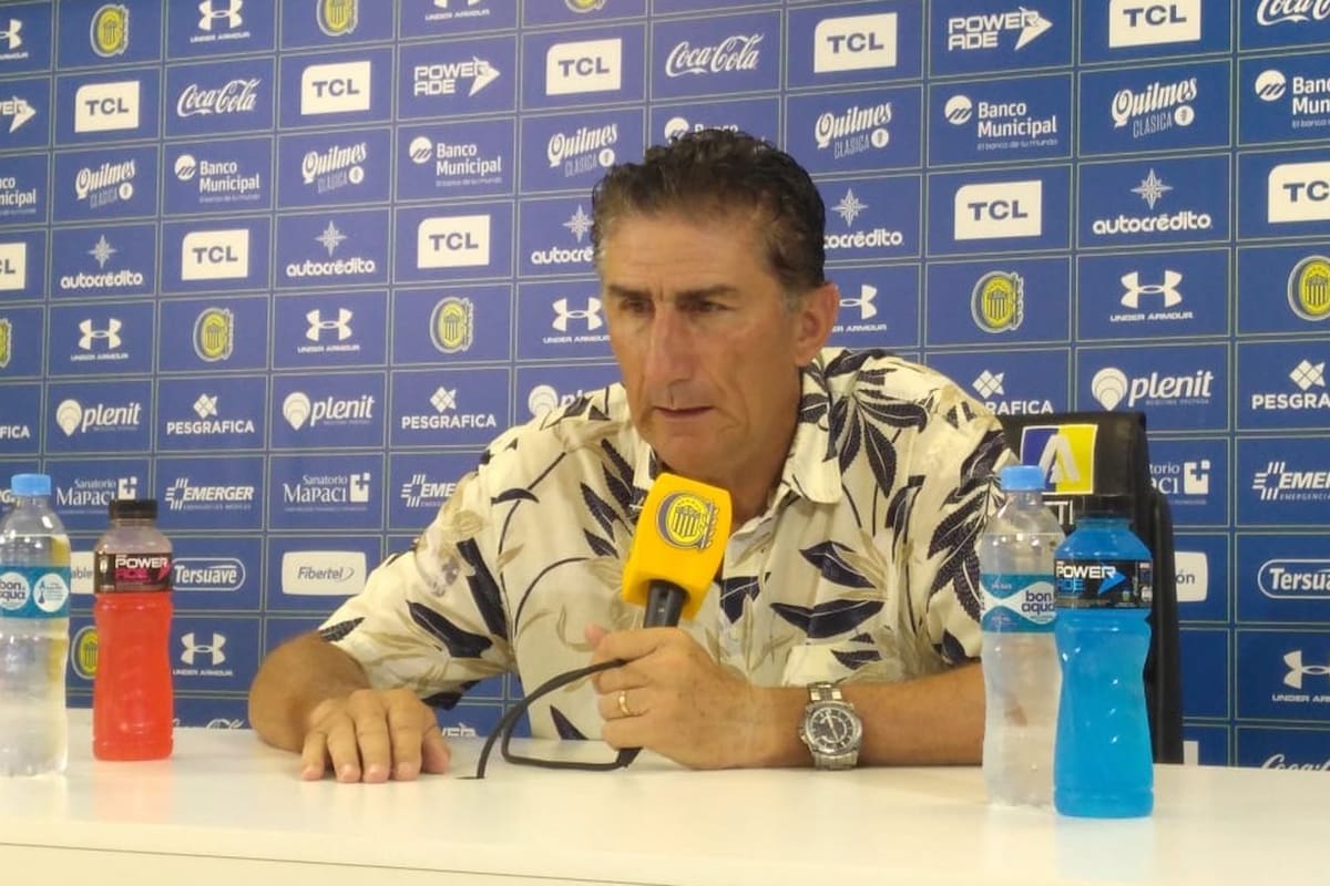Edgardo Bauza criticó directamente a Diego Abal, responsable del clásico rosarino