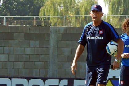 Edgardo Bauza de cara al clásico ante Huracán