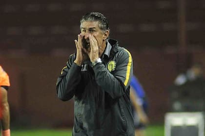 Edgardo Bauza ya no es más el técnico de Rosario Central