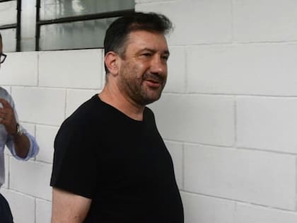 Edgardo Kueider al ingresar a la fiscalía en Ciudad del Este