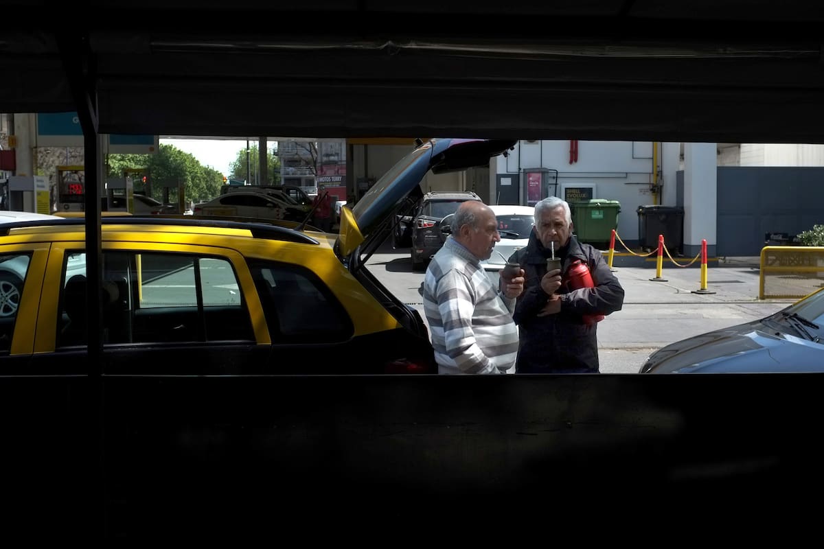 Edición fotográfica de Dante Cosenza