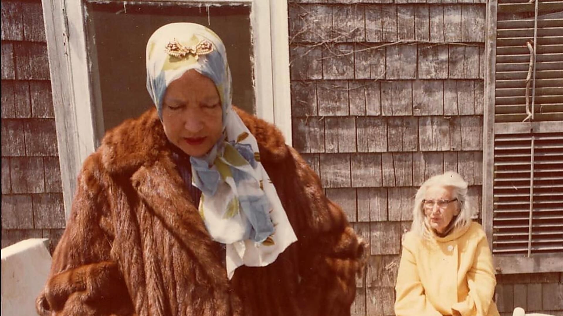 Edie Bouvier y Edie Bouvier Beale, las primas de Jackie Kennedy, en "Grey Gardens"