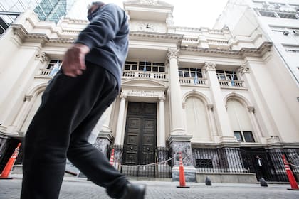 El Banco Central cerró su peor semana de intervenciones sobre el mercado desde mediados de noviembre