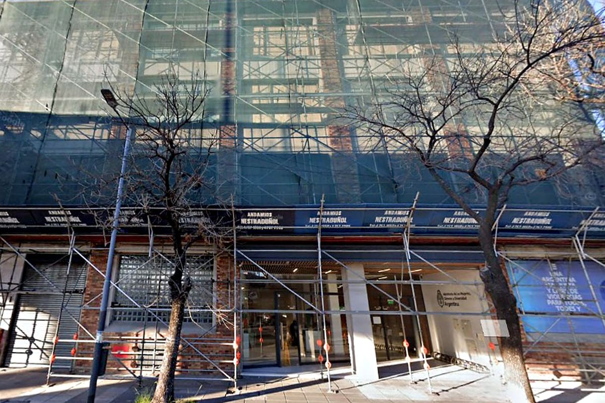 Edificio que ocupó el Ministerio de Mujeres, puesto a la venta por el gobierno nacional