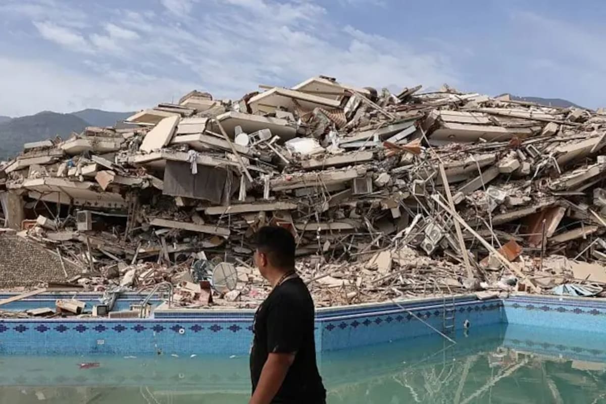 Edificios colapsados en el estado de La Guaira, uno de los más afectados por los terremotos del 24 de junio en Venezuela