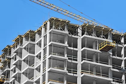 En noviembre pasado, la construcción creció 6,2% y la industria,4,5%, con relación al mismo mes de 2020