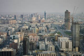 Arabia Saudí dice que frustró un ataque con misiles contra Medina y otras noticias en Oriente Medio