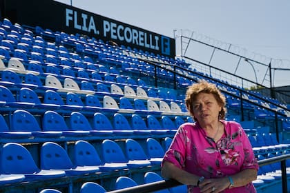 Edith Pecorelli, exdirigenta de Temperley, fue elegida para que una de las tribunas tenga su nombre