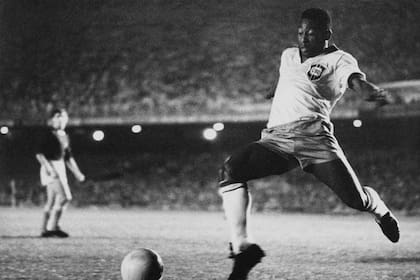 Edson Arantes Do Nacimiento, Pelé. Considerado por muchos como el mejor jugador de la historia.