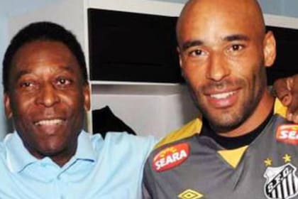 Edson Nascimento, el hijo de Pelé que siguió sus pasos como futbolista del Santos, pero sin el mismo suceso