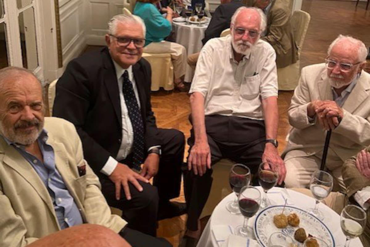 Alieto Guadagni, en el Club Francés