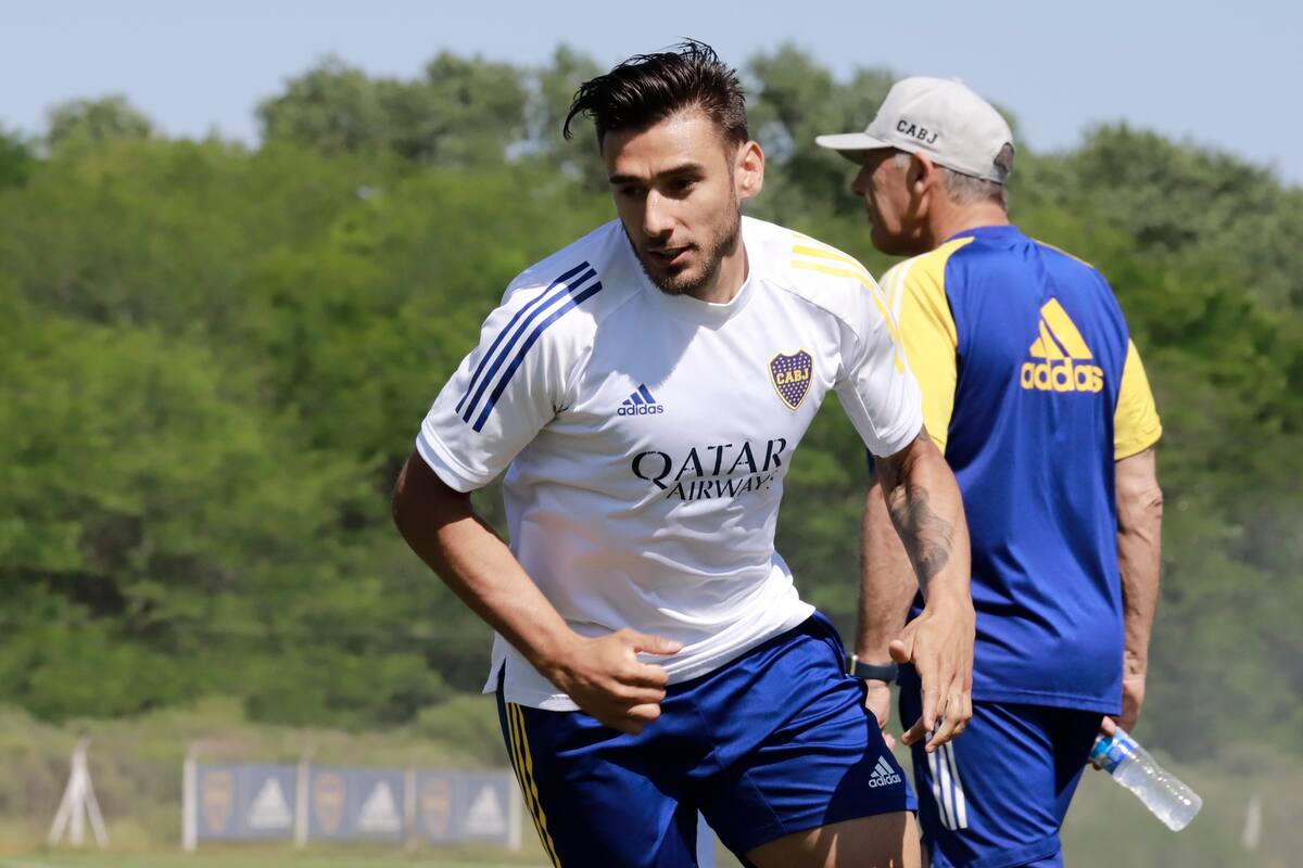 Eduardo "Toto" Salvio durante el entrenamiento de Boca Juniors en Ezeiza, 22 de noviembre de 2020.