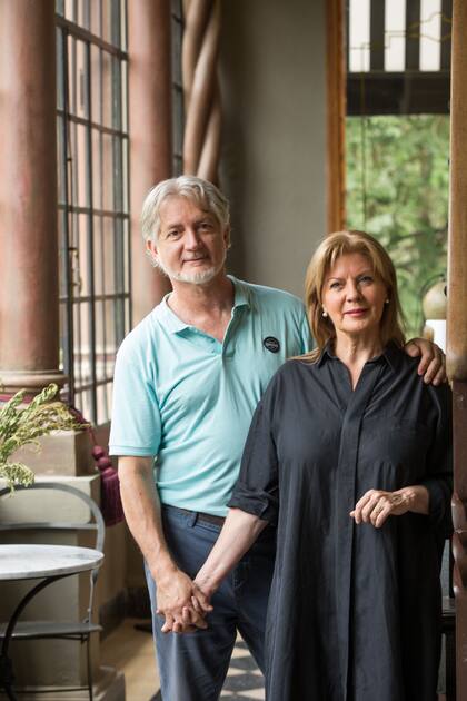 Eduardo Argüello y Claudia González, propietarios y anfitriones en San Leonardo.