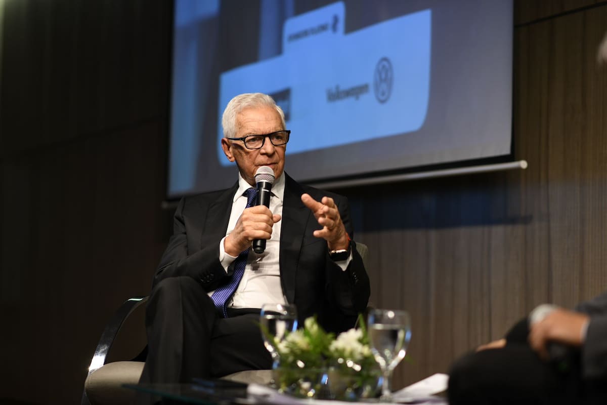 Eduardo Costantini expuso ante empresarios en la Bolsa de Comercio de Córdoba.