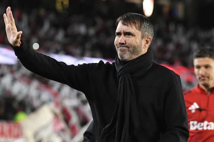 Eduardo Coudet, DT de River, está en la cuerda floja y necesita sumar victorias