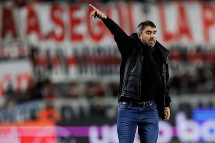Eduardo Coudet durante el duelo ante Independiente Santa Fe