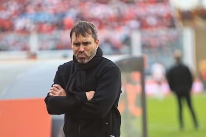 Eduardo Coudet, durante la final que River perdió ante Belgrano, por el Apertura: recibió muchas críticas de los hinchas