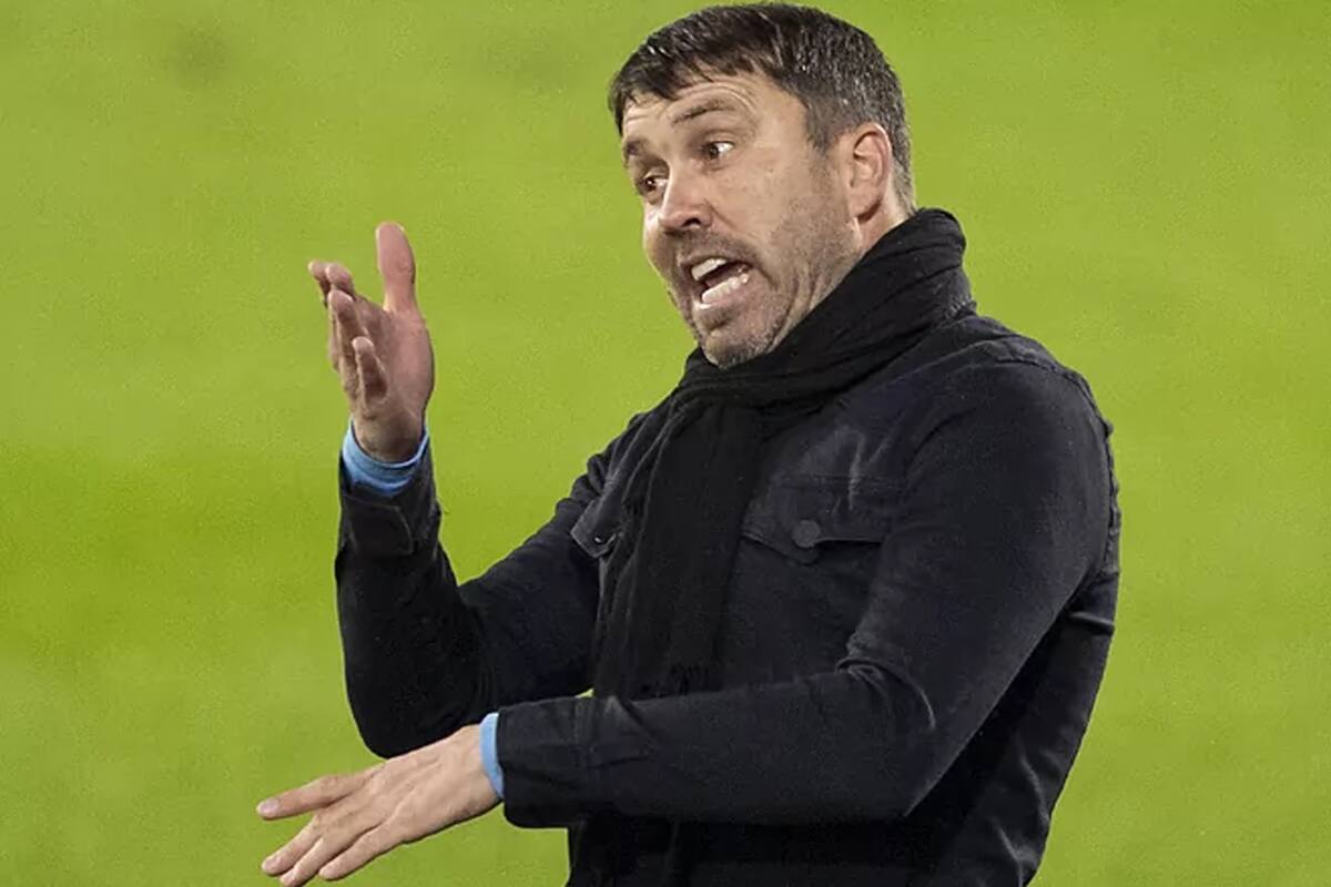 Eduardo Coudet durante la Victoria del Celta de Vigo frente al Huesca.