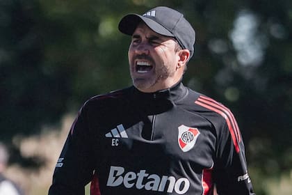 Eduardo Coudet está invicto como entrenador de River Plate: lleva seis victorias y un empate
