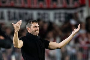 Eduardo Coudet y River vuelven a encontrarse del mismo lado luego de 21 años; el hoy entrenador jugó durante cuatro y medio con la camiseta millonaria, en dos etapas.