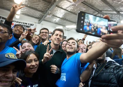 Eduardo de Pedro, durante un acto con el Movimiento Evita