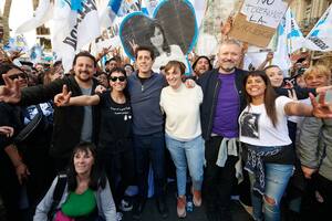 Eduardo de Pedro, en la movilización de repudio al ataque contra Cristina Kirchner