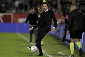 Eduardo Domíngez, DT de Independiente