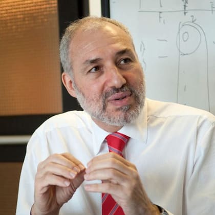 Eduardo Donza (UCA)