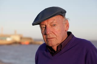 Eduardo Galeano, escritor: “En inmensas caravanas, marchan los fugitivos de la vida imposible”