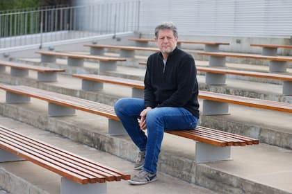 Eduardo Levy Yeyati: "Creo que el ser humano va a buscar cosas hechas por humanos"