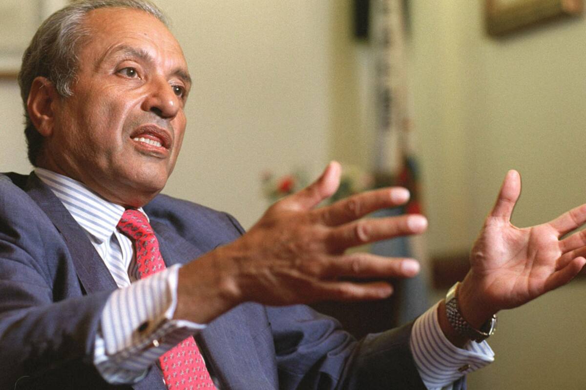 Eduardo Menem defendió al ex presidente