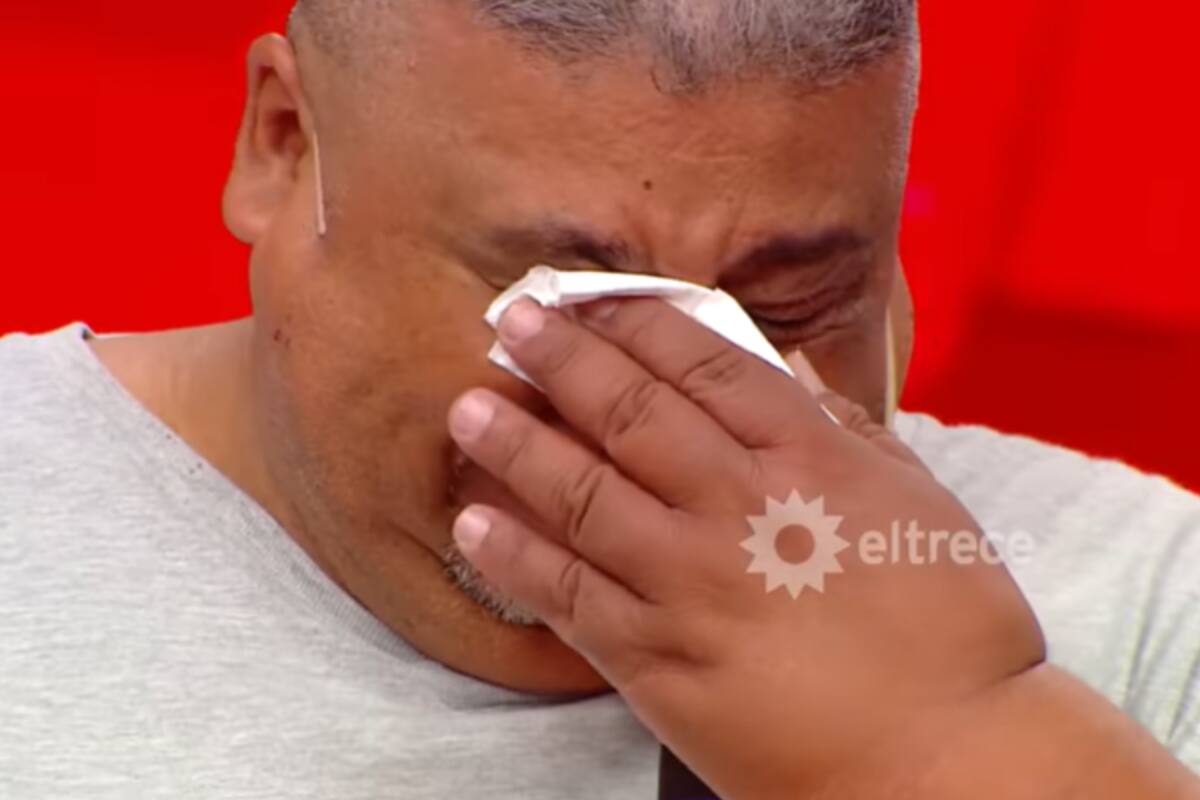 Eduardo participó de Los 8 escalones y cuando llegó a la final no pudo evitar emocionarse hasta las lágrimas (Foto: Captura / eltrece)