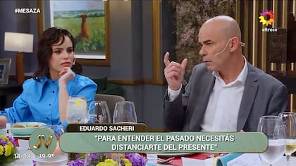 Eduardo Sacheri aseguró que para estudiar la historia hay que dejar atrás los prejuicios