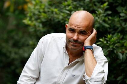 Eduardo Sacheri: “Todo es una incógnita, una gran amenaza en el horizonte, no hay serenidad”