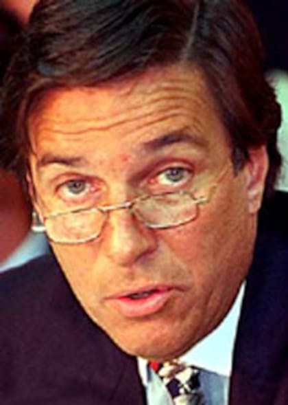 Varela Cid dijo que mandó pedidos de "bono contribución" para financiar su campaña para las elecciones del 14 de mayo de 1995. Era el principal candidato a diputado del Frente de Recuperación Ética, que llevaba como candidato a presente a Carlos Saúl Menem. En su lista, había otros nombres reconocidos: Alicia Betti, viuda de Emilio Naum, los periodistas Horacio García Belsunce y Silvia Fernández Barrios, y el actor Fernando Siro