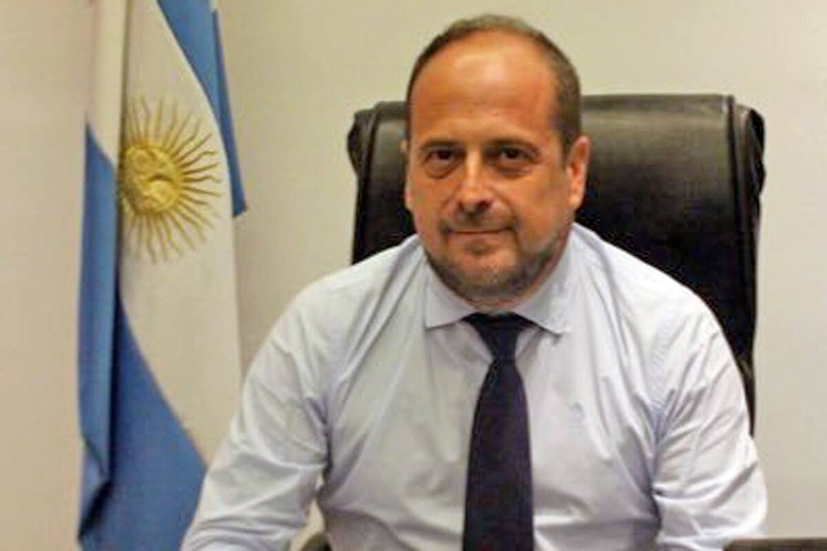 Eduardo Villalba, secretario de Seguridad, dio positivo de Covid-19