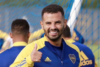 Edwin Cardona, una ausencia que, Boca no sabe cómo reemplazar.