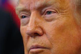 EE.UU. emite moneda de un dólar con la cara de Trump