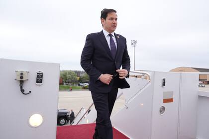 EEUU intenta tranquilizar a sus aliados de la OTAN entre mensajes contradictorios de Trump