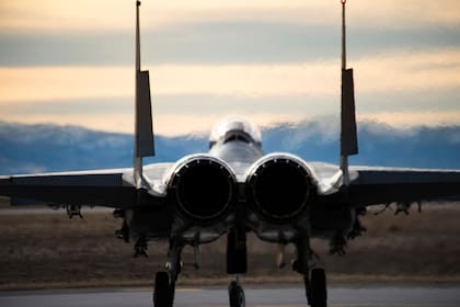 EE.UU. movilizó cazas F15 Strike Eagle para repeler el ataque iraní