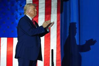 EE.UU.: Trump llama a derrotar al comunismo en el acto por los 250 años de EE.UU.