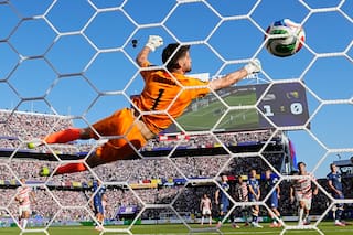 EE.UU. vence 2-0 a Bosnia y Herzegovina para avanzar a los octavos de final del Mundial