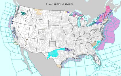 Efecto de los Grandes Lagos: la temperatura inusualmente cálida de los lagos intensificó las nevadas en el norte de Michigan.