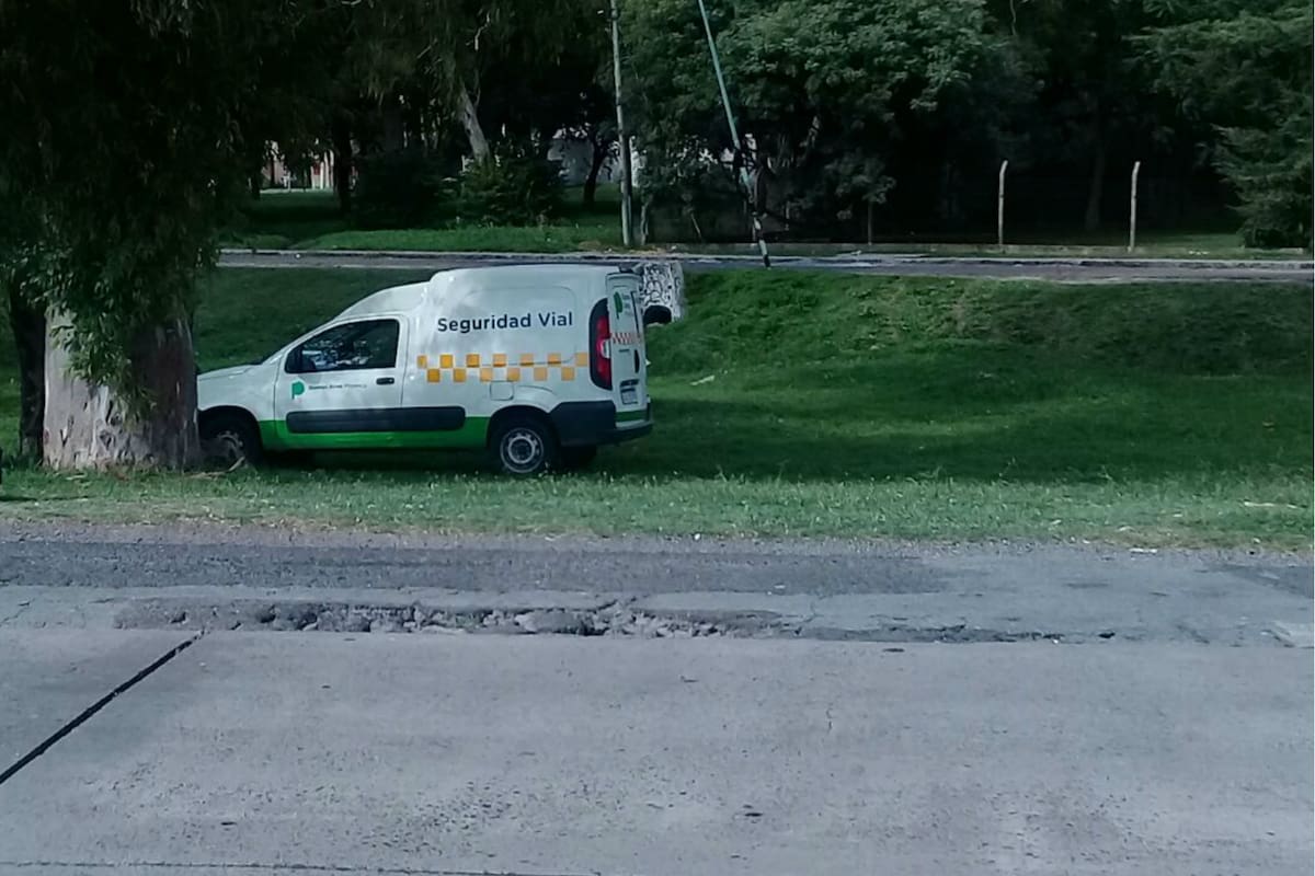 Efectuaban controles de velocidad "truchos" a los automovilistas de La Plata