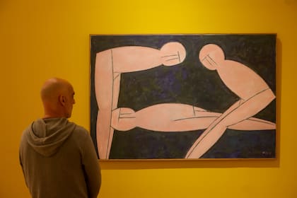 "Efigie observada" fue pintada un año antes de que Hlito fuera hallado muerto, como consecuencia de un infarto