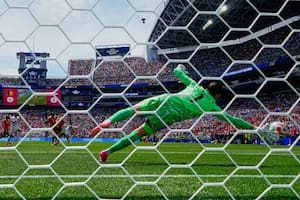 Bélgica era el dueño de la pelota, pero Egipto se puso al frente ¡con un golazo desde afuera del área!